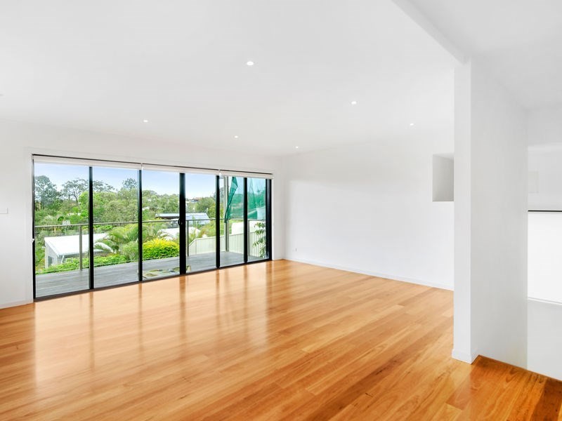 153B K P McGrath Drive, Elanora QLD 4221