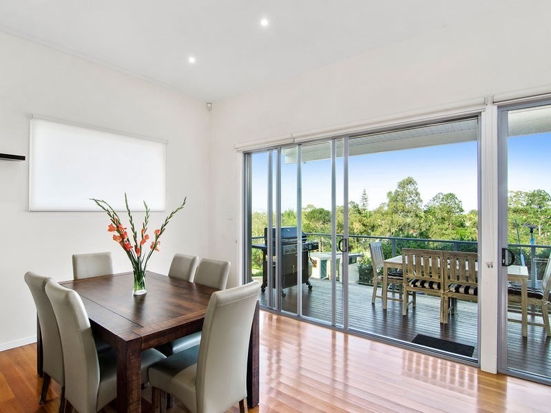 153a K P McGrath Drive, Elanora QLD 4221