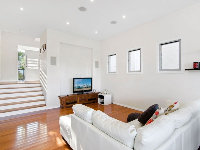 153a K P McGrath Drive, Elanora QLD 4221