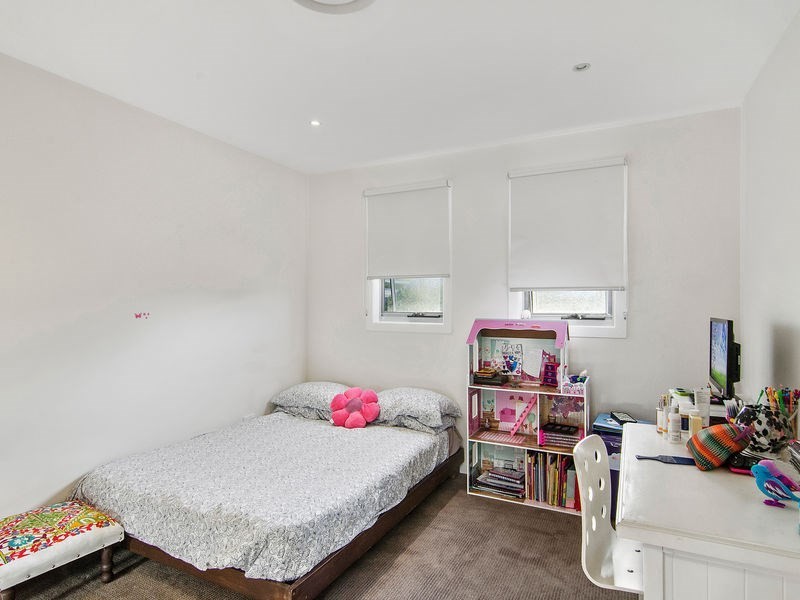 153a K P McGrath Drive, Elanora QLD 4221