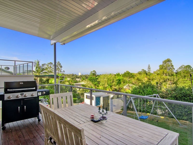 153a K P McGrath Drive, Elanora QLD 4221