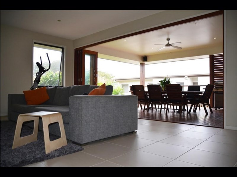 14 Worchester Terrace, Reedy Creek QLD 4227