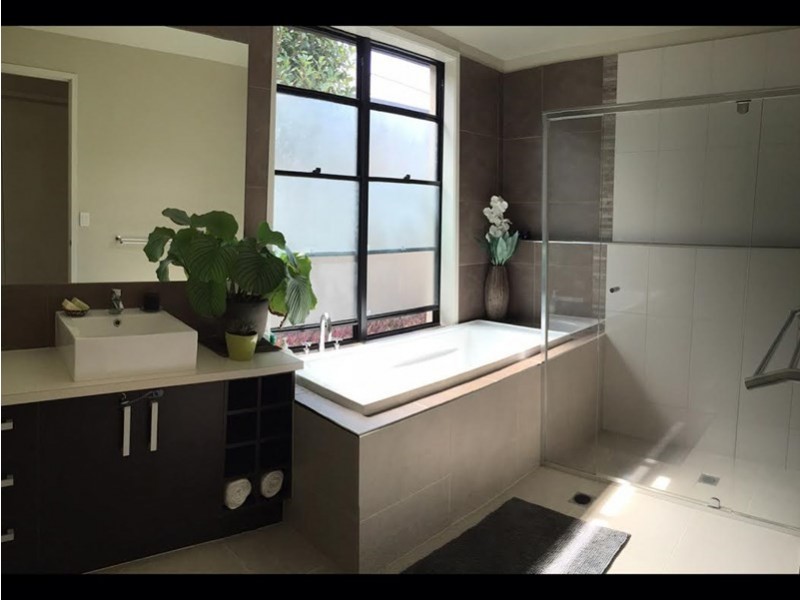 14 Worchester Terrace, Reedy Creek QLD 4227