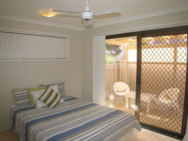 1/55 Darnel Street, Elanora QLD 4221