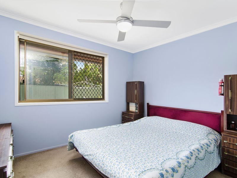 82 Saffron Street, Elanora QLD 4221