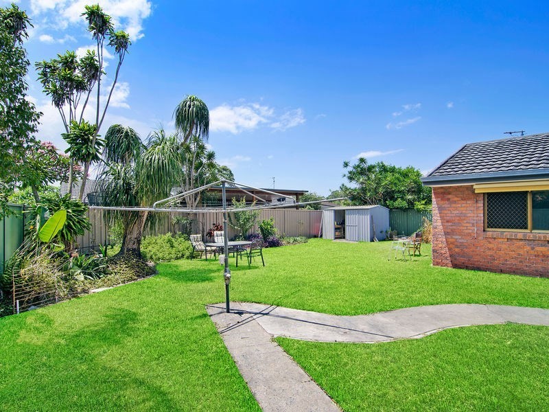 82 Saffron Street, Elanora QLD 4221