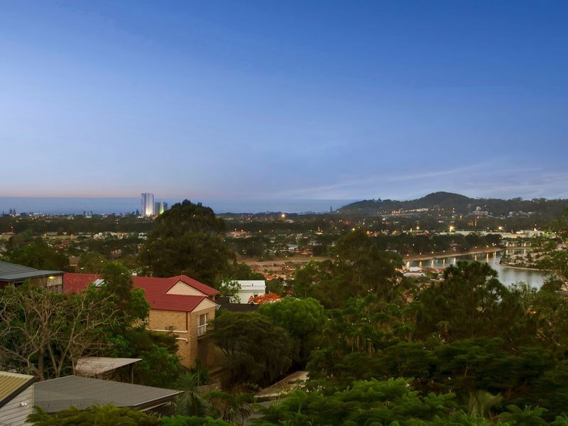 88 Doubleview Drive, Elanora QLD 4221