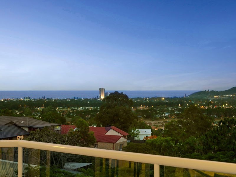 88 Doubleview Drive, Elanora QLD 4221