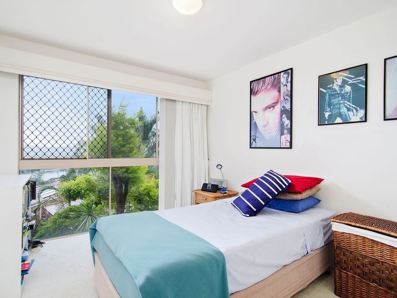 88 Doubleview Drive, Elanora QLD 4221