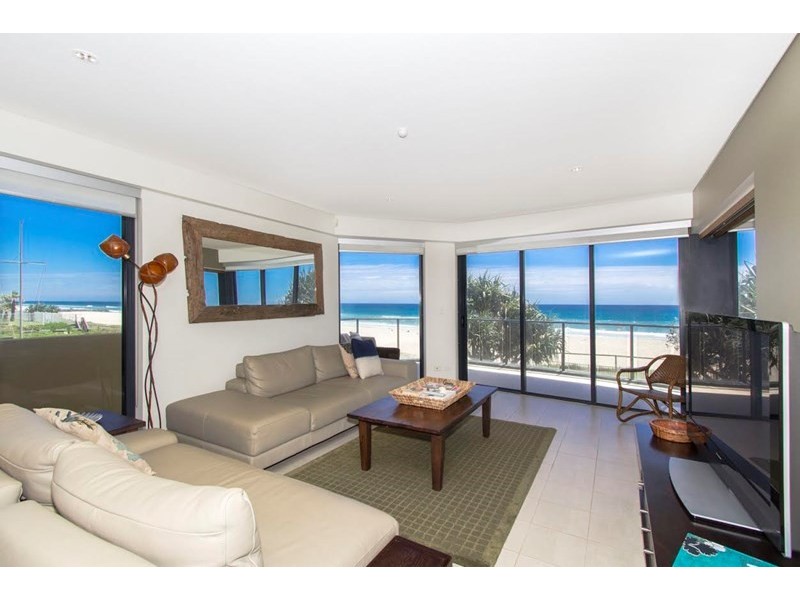 2/1285 Gold Coast Highway, Palm Beach QLD 4221
