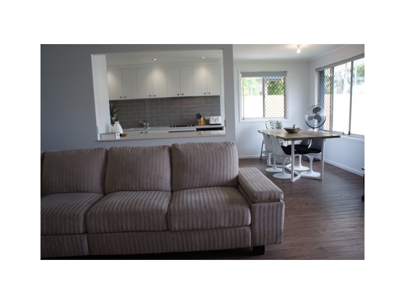 77 Leyte Avenue, Palm Beach QLD 4221