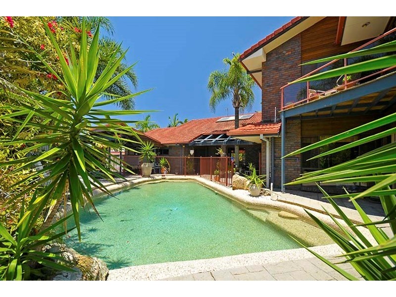 39 Kurrajong Court, Palm Beach QLD 4221