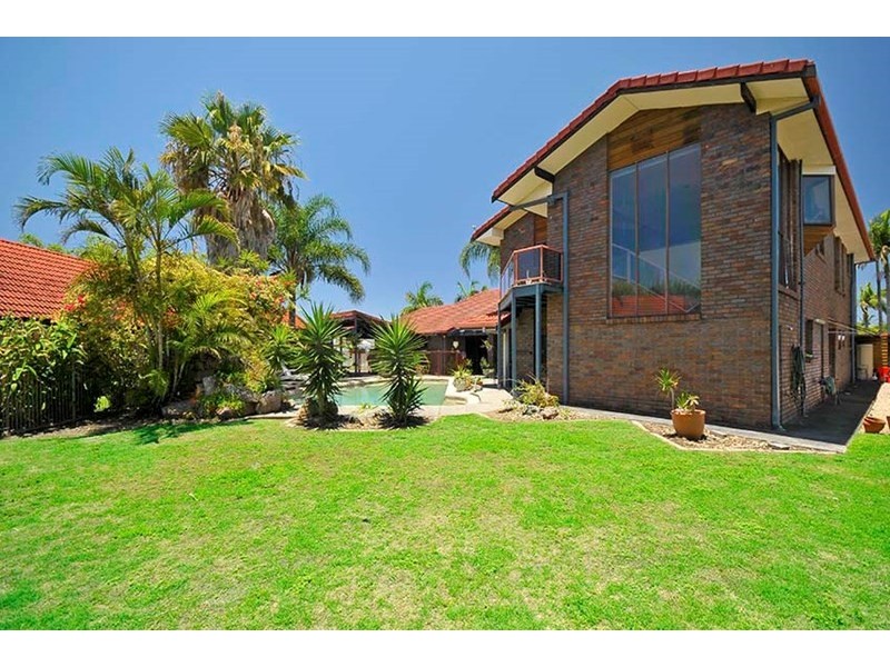 39 Kurrajong Court, Palm Beach QLD 4221