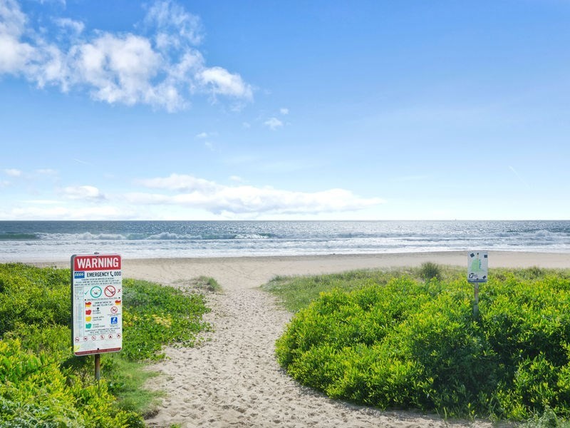 4/1461 Gold Coast Highway, Palm Beach QLD 4221