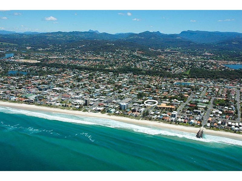 12 Ninth Avenue, Palm Beach QLD 4221