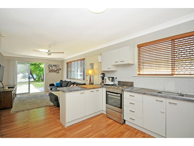 12 Ninth Avenue, Palm Beach QLD 4221