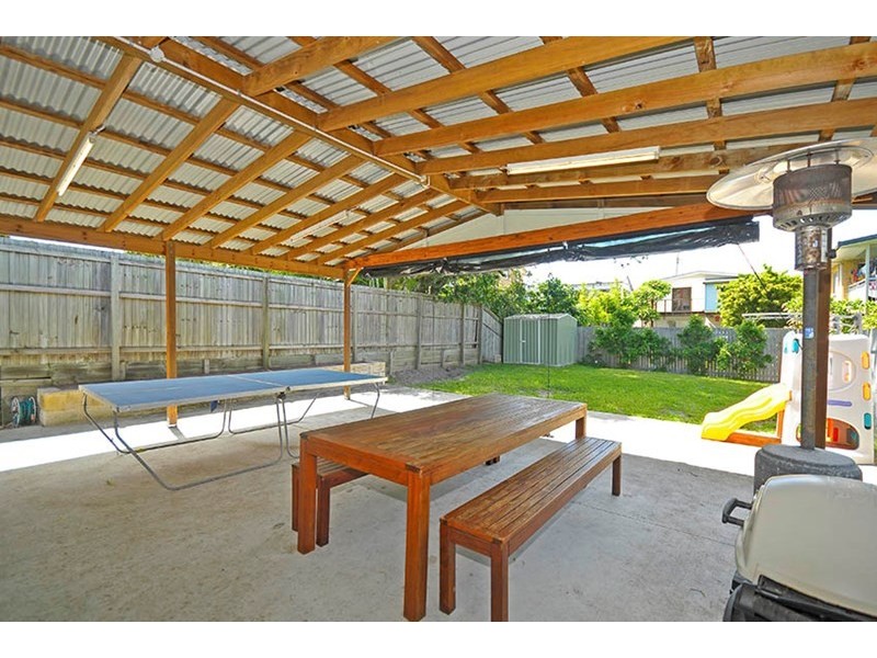 12 Ninth Avenue, Palm Beach QLD 4221