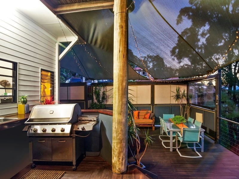 63 Doubleview Drive, Elanora QLD 4221