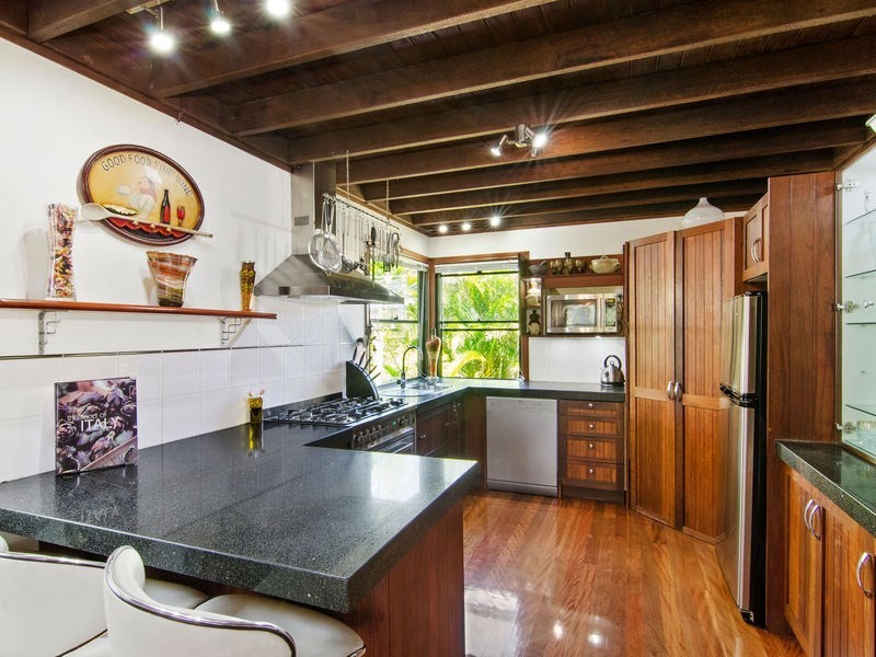 63 Doubleview Drive, Elanora QLD 4221