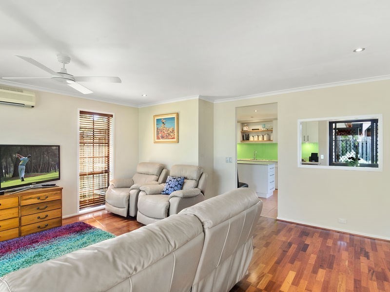 18 Waterdown Drive, Elanora QLD 4221