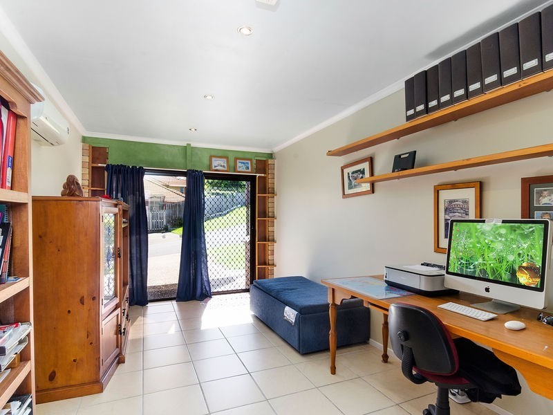 18 Waterdown Drive, Elanora QLD 4221