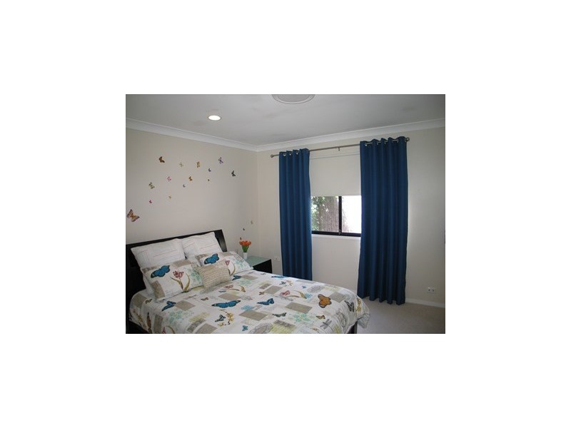 18 Breynia Court, Elanora QLD 4221