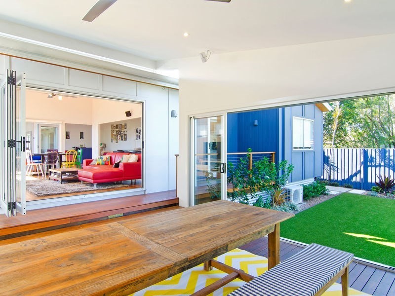 30 Townson Avenue, Palm Beach QLD 4221