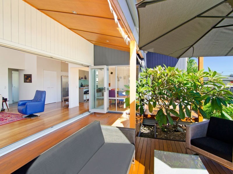 30 Townson Avenue, Palm Beach QLD 4221