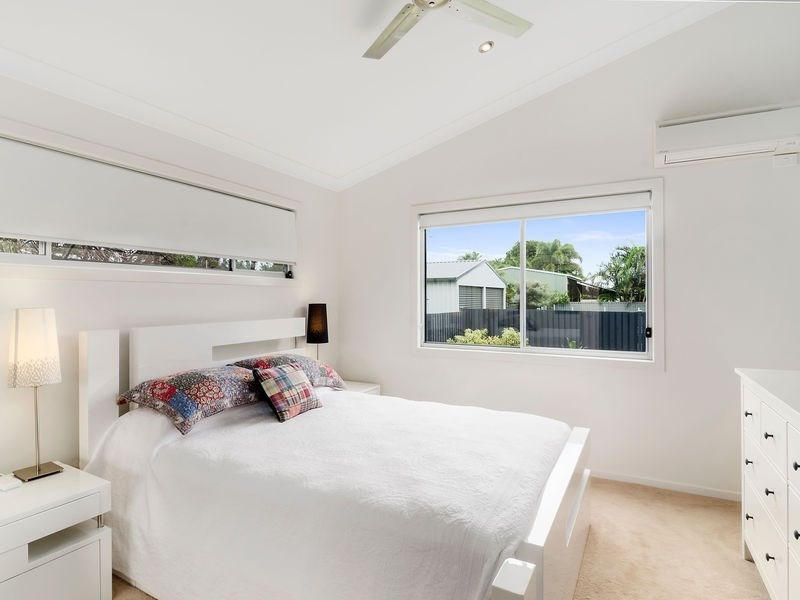 30 Townson Avenue, Palm Beach QLD 4221