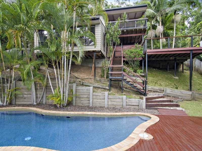 22 Hoffschildt Drive, Currumbin Waters QLD 4223