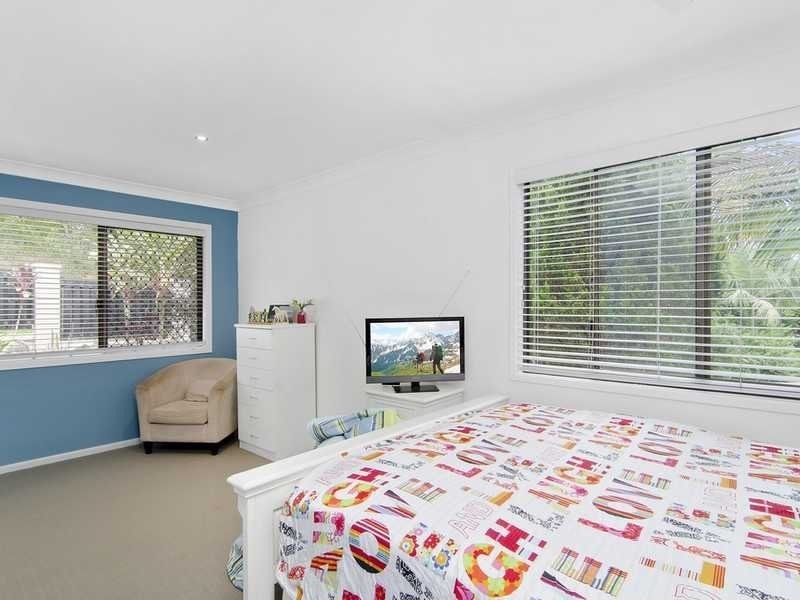 22 Hoffschildt Drive, Currumbin Waters QLD 4223