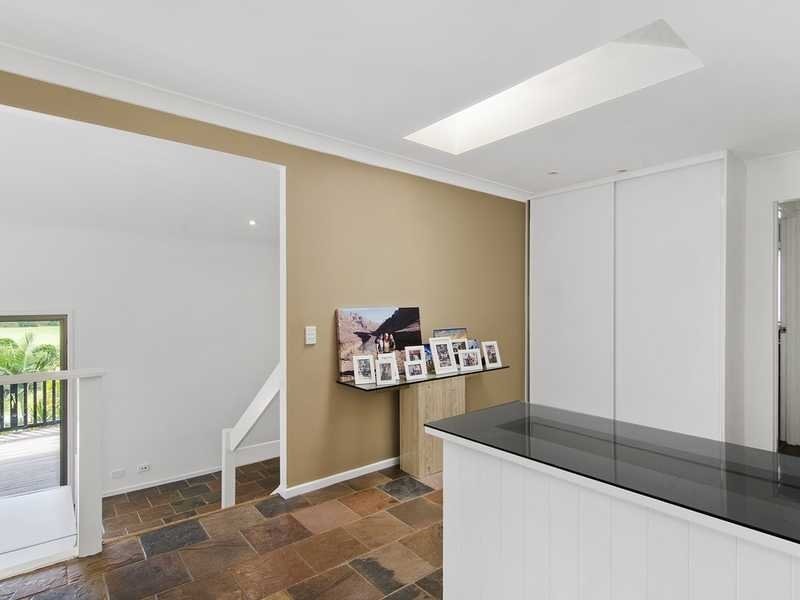 22 Hoffschildt Drive, Currumbin Waters QLD 4223