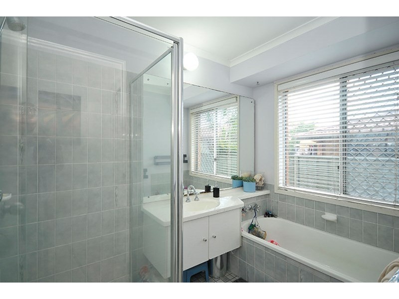 3 Colac Court, Elanora QLD 4221