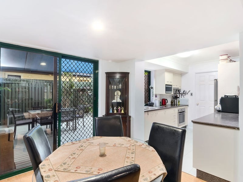 2/3 Karri Court, Burleigh Heads QLD 4220