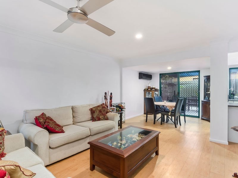 2/3 Karri Court, Burleigh Heads QLD 4220