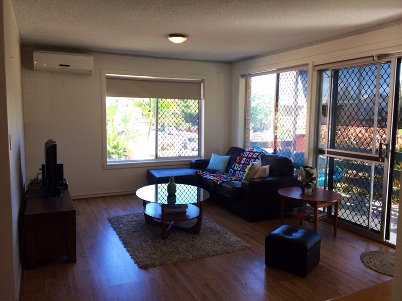 3/2 Twenty Sixth Avenue, Palm Beach QLD 4221
