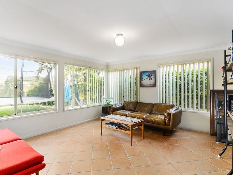 7 Northlakes Drive, Elanora QLD 4221