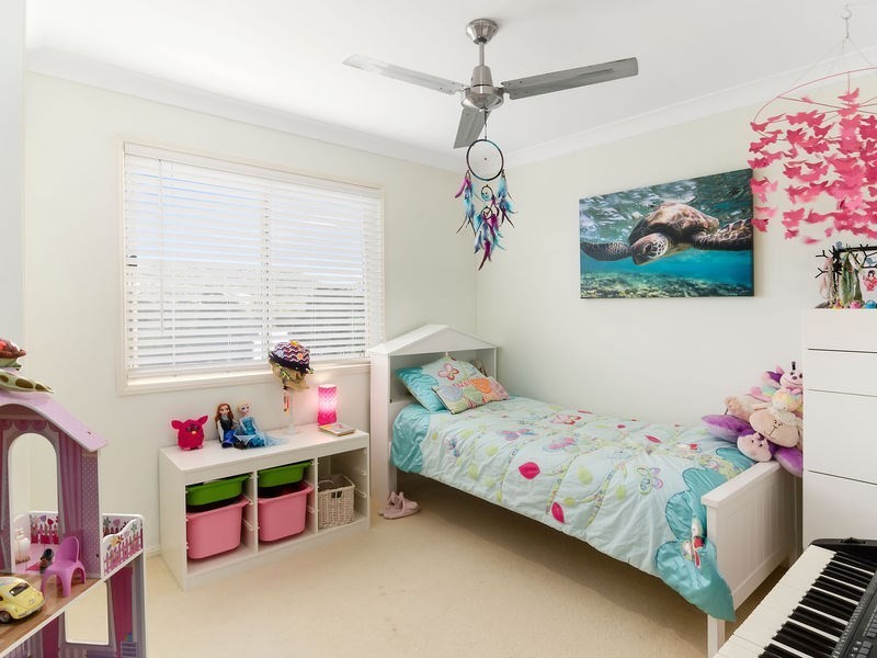 7 Northlakes Drive, Elanora QLD 4221