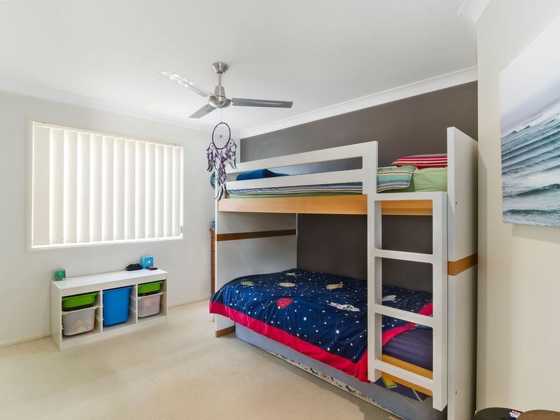 7 Northlakes Drive, Elanora QLD 4221