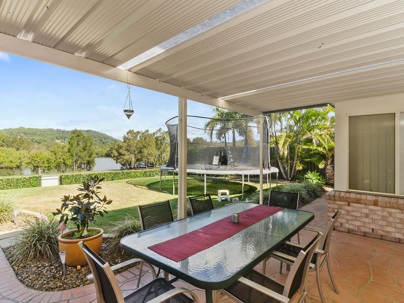 7 Northlakes Drive, Elanora QLD 4221