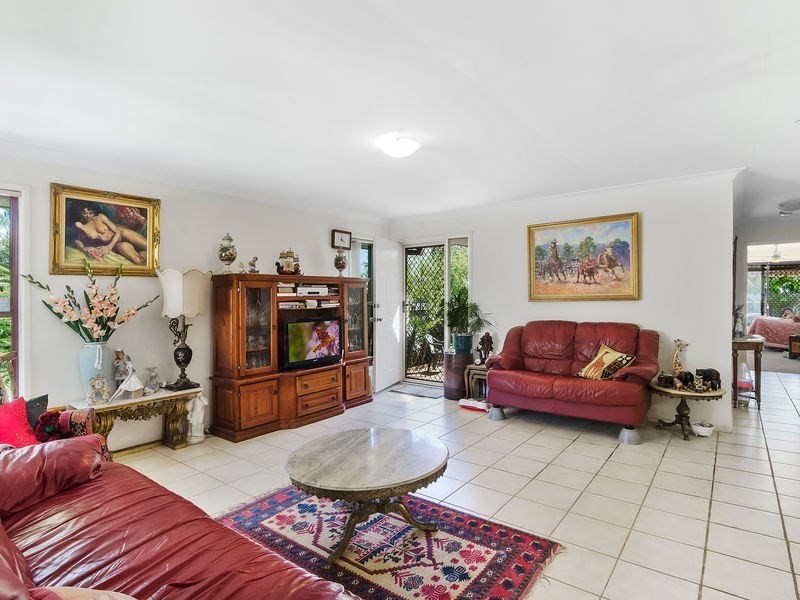 93 Saffron Street, Elanora QLD 4221