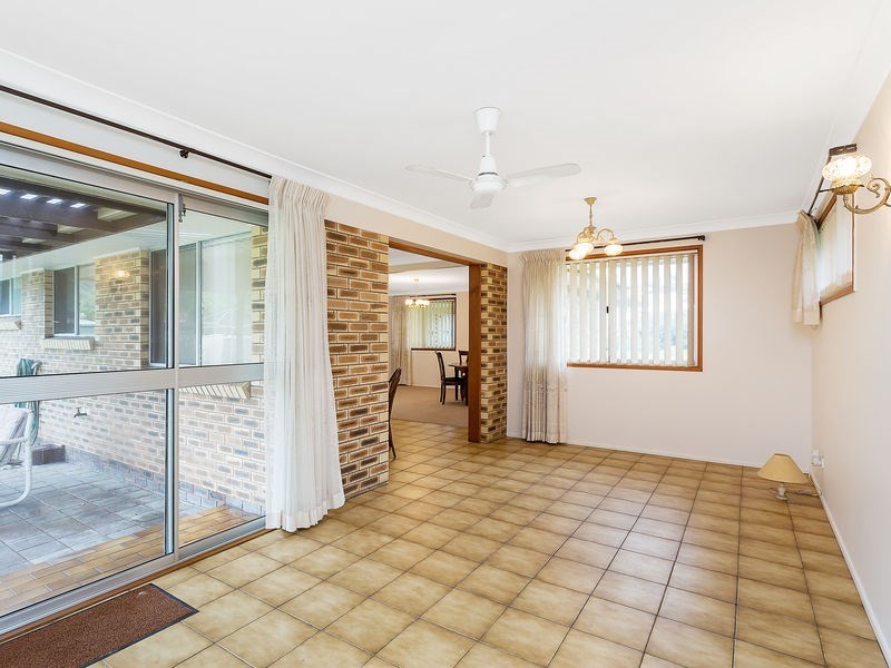 35 Colvillea Court, Palm Beach QLD 4221