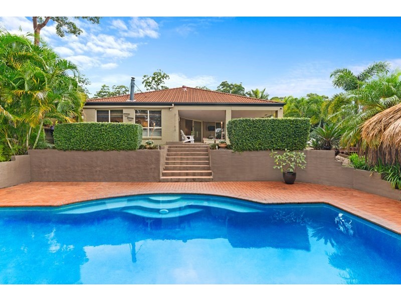 21 Forest Drive, Elanora QLD 4221