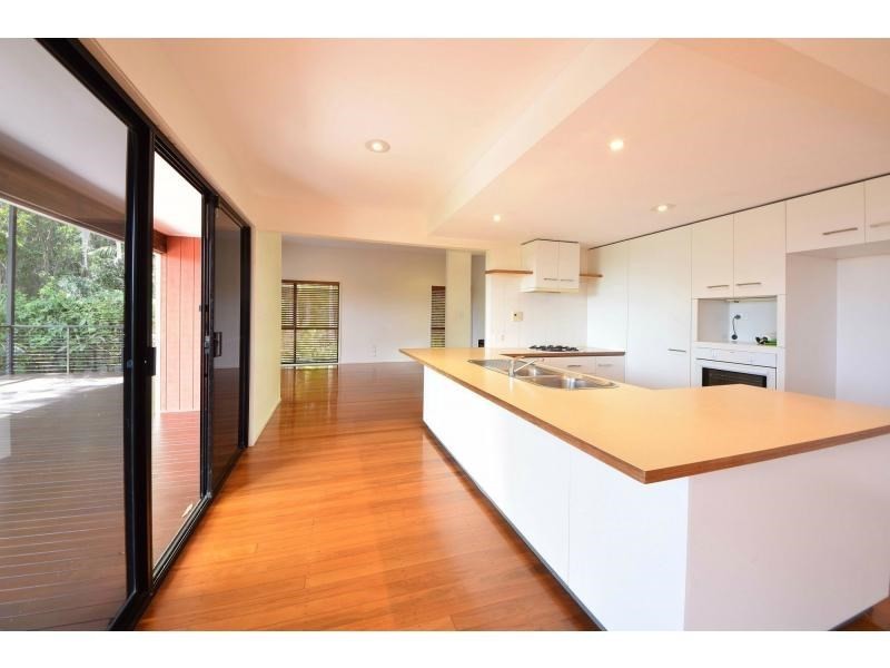 3 Buckingham Way, Elanora QLD 4221