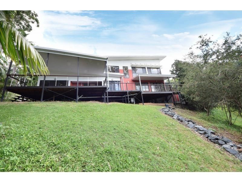 3 Buckingham Way, Elanora QLD 4221