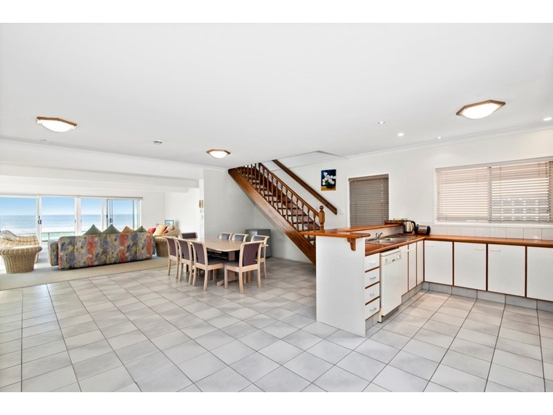 83 Jefferson Lane, Palm Beach QLD 4221