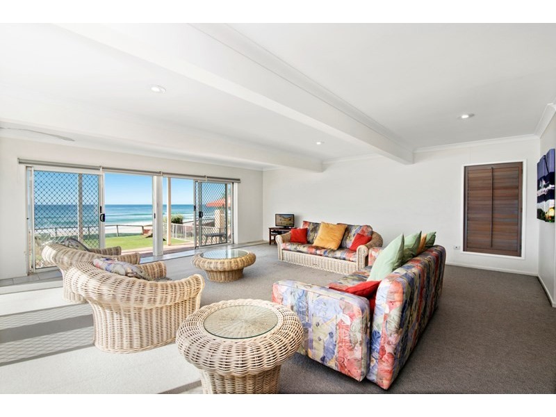 83 Jefferson Lane, Palm Beach QLD 4221