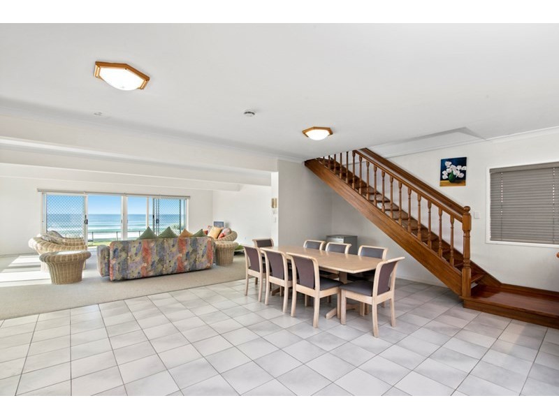 83 Jefferson Lane, Palm Beach QLD 4221