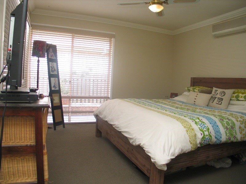 78 Silver Glade Drive, Elanora QLD 4221