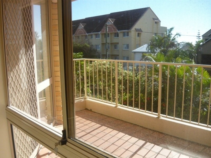 10/1251 Gold Coast Highway, Palm Beach QLD 4221